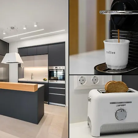 Apartment Porta Apt. - 2 Bedroom Penthouse + Free Parking! *